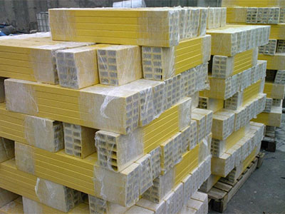 福建玻璃钢绝缘横担